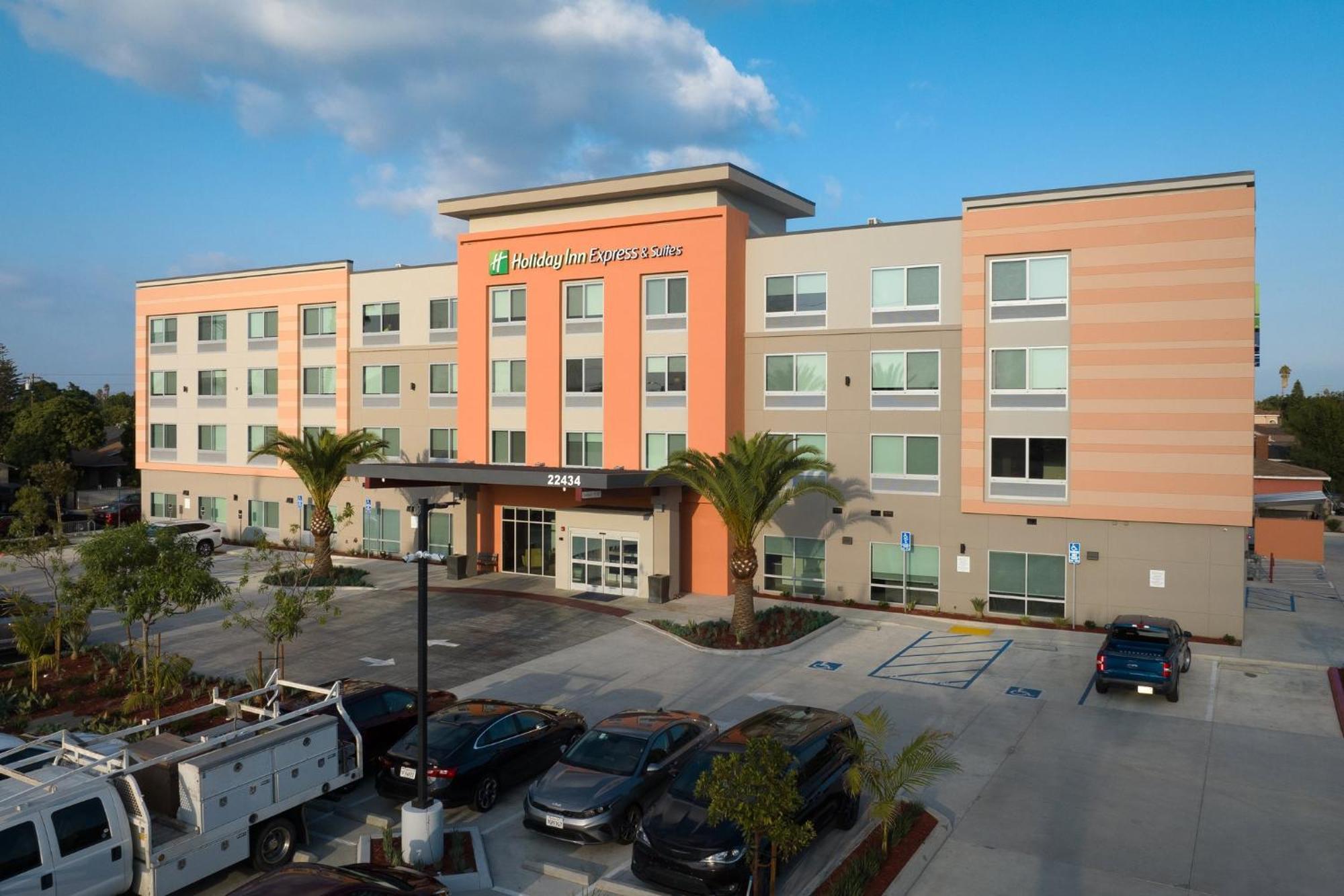 Holiday Inn Express & Suites - Hawaiian Gardens By Ihg Kültér fotó