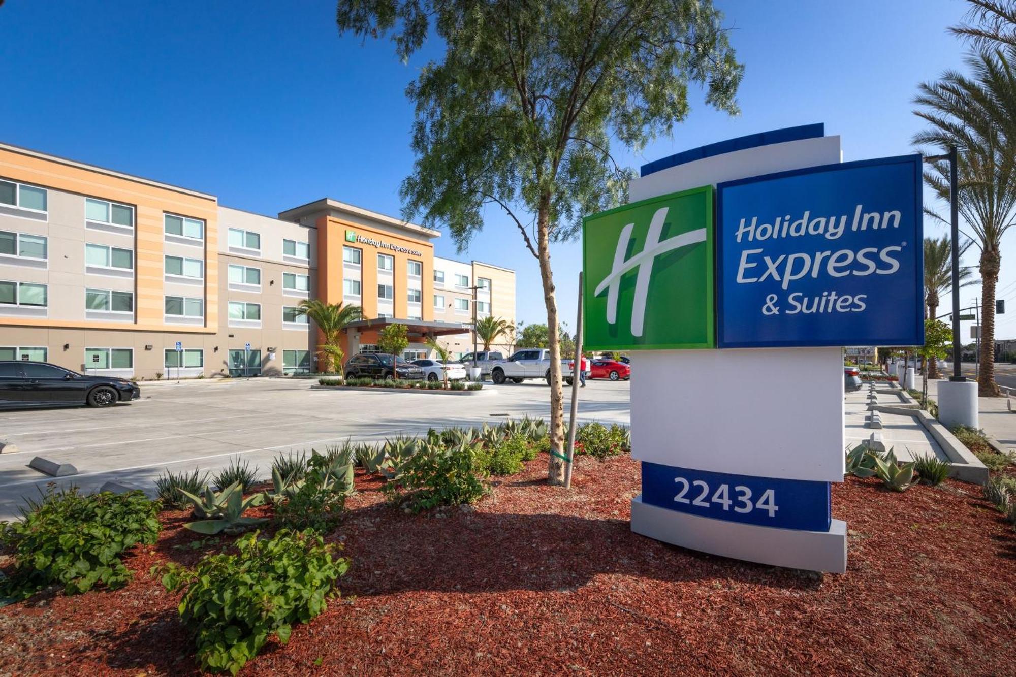 Holiday Inn Express & Suites - Hawaiian Gardens By Ihg Kültér fotó