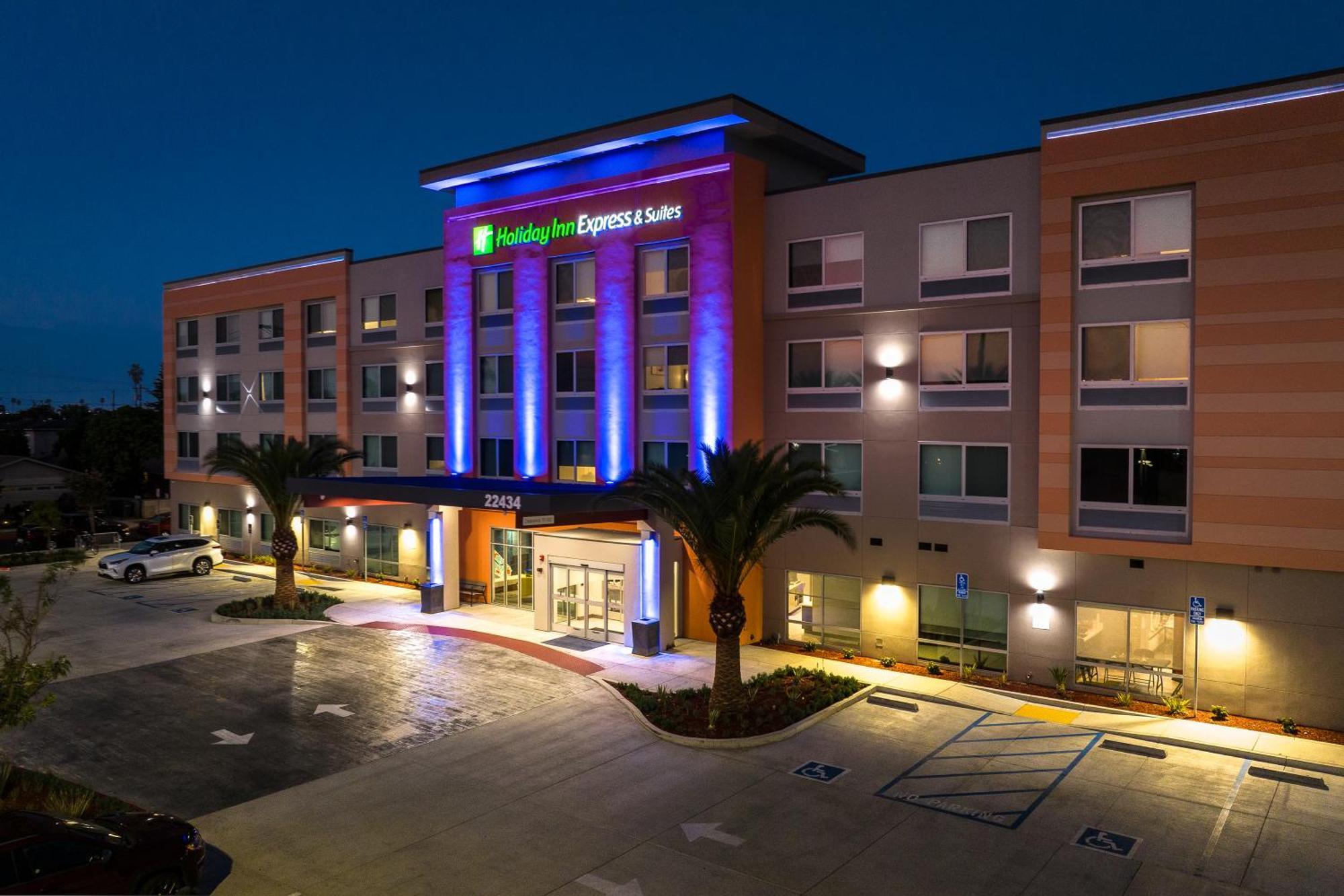 Holiday Inn Express & Suites - Hawaiian Gardens By Ihg Kültér fotó